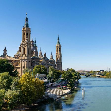A Orillas Del Pilar Con Parking Zaragoza Exterior photo